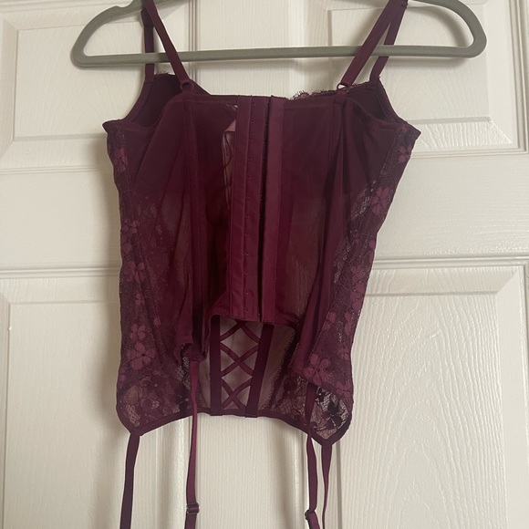Victorias Secret Lace Corset - Picture 3 of 5
